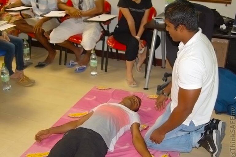 First Aid training at Cheval Blanc Randheli